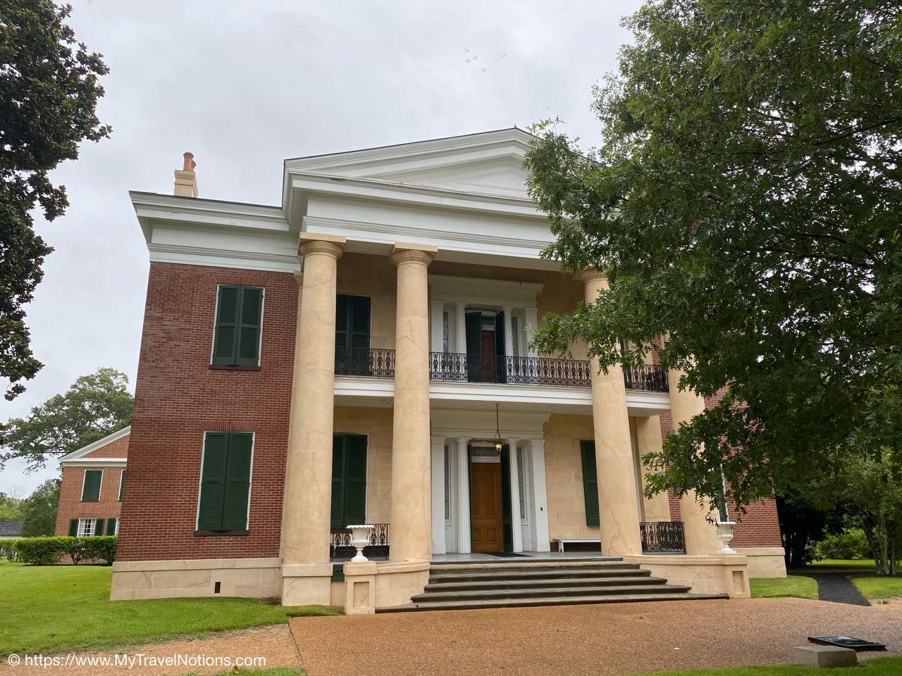 Natchez, Mississippi: A history of Native Americans, Slavery, Cotton ...